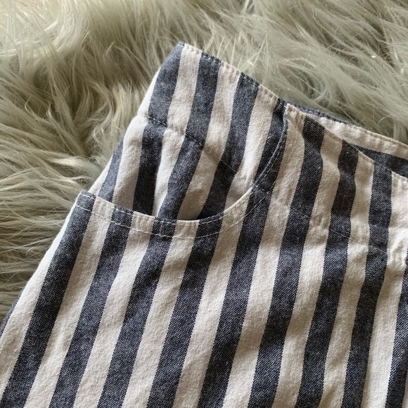 Brandy Melville Striped Kassia Skirt - Picture 4 of 5
